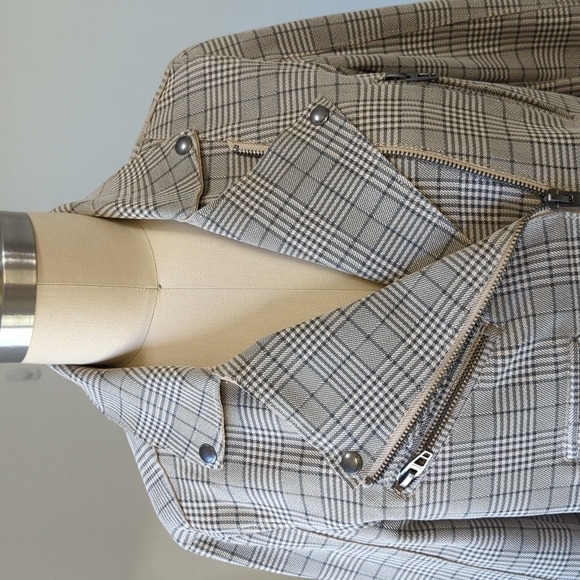 Blank NYC Plaid Double Breasted Moto Jacket Cream Gray M fall streetwear casual - Picture 4 of 12